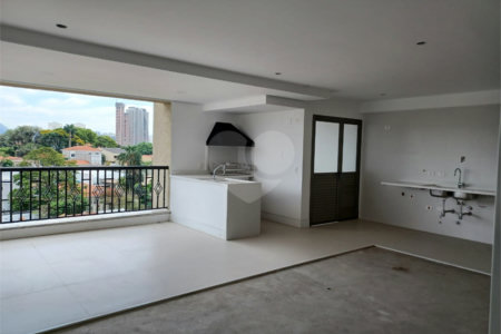 Cobertura à venda com 3 quartos, sendo 2 suítes,  em Lapa, São Paulo, SP