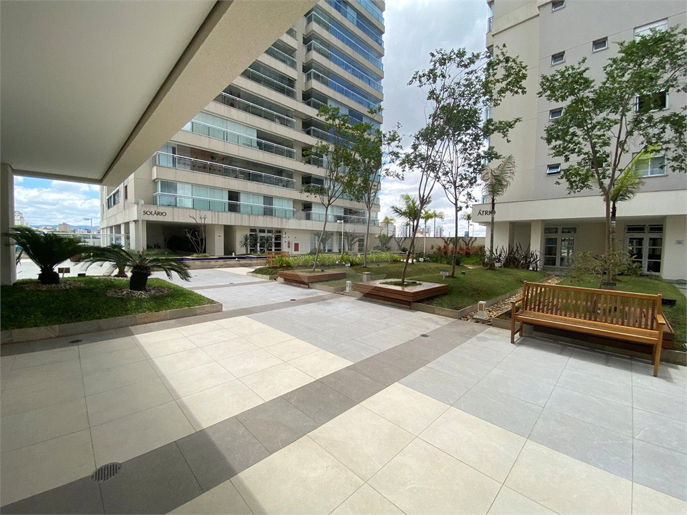 Apartamento à venda com 3 suítes em Barra Funda, São Paulo, SP