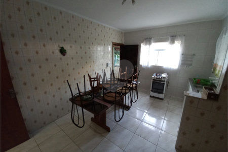Casa à venda com 4 quartos, sendo 2 suítes,  em Parque Esmeralda, São Paulo, SP