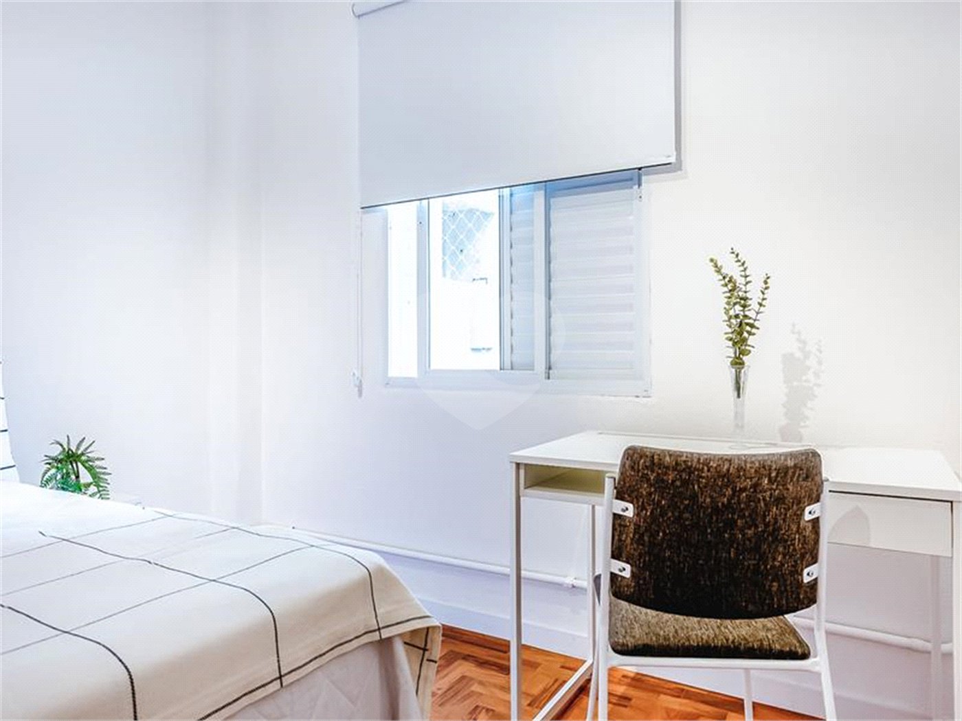 Apartamento à venda com 3 quartos, sendo 1 suíte, em Itaim Bibi, São Paulo, SP