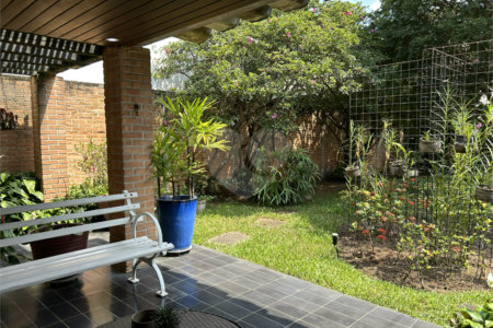 Casa de Vila à venda com 3 quartos, sendo 1 suíte, em Granja Julieta, São Paulo, SP
