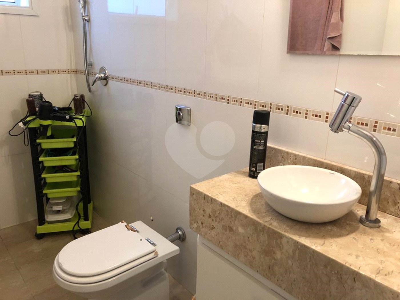 Casa à venda com 3 suítes no condomínio Aldeia da Mata, Votorantim - SP