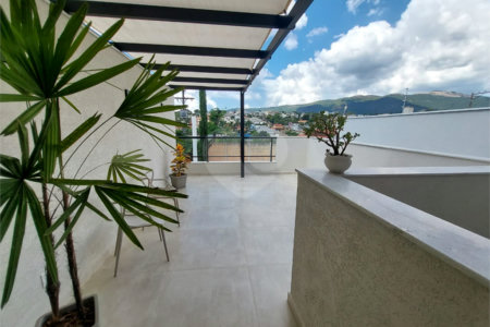 Casa à venda com 3 quartos, sendo 1 suíte,  em Jardim Paulista, Atibaia, SP