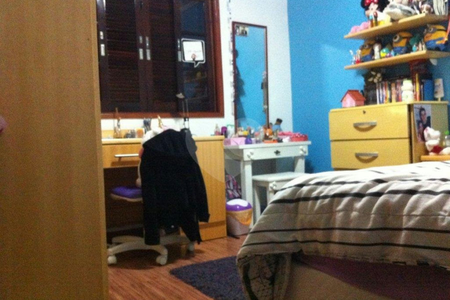 Sobrado à venda com 3 quartos, sendo 1 suíte, em Vila Guilherme, São Paulo, SP