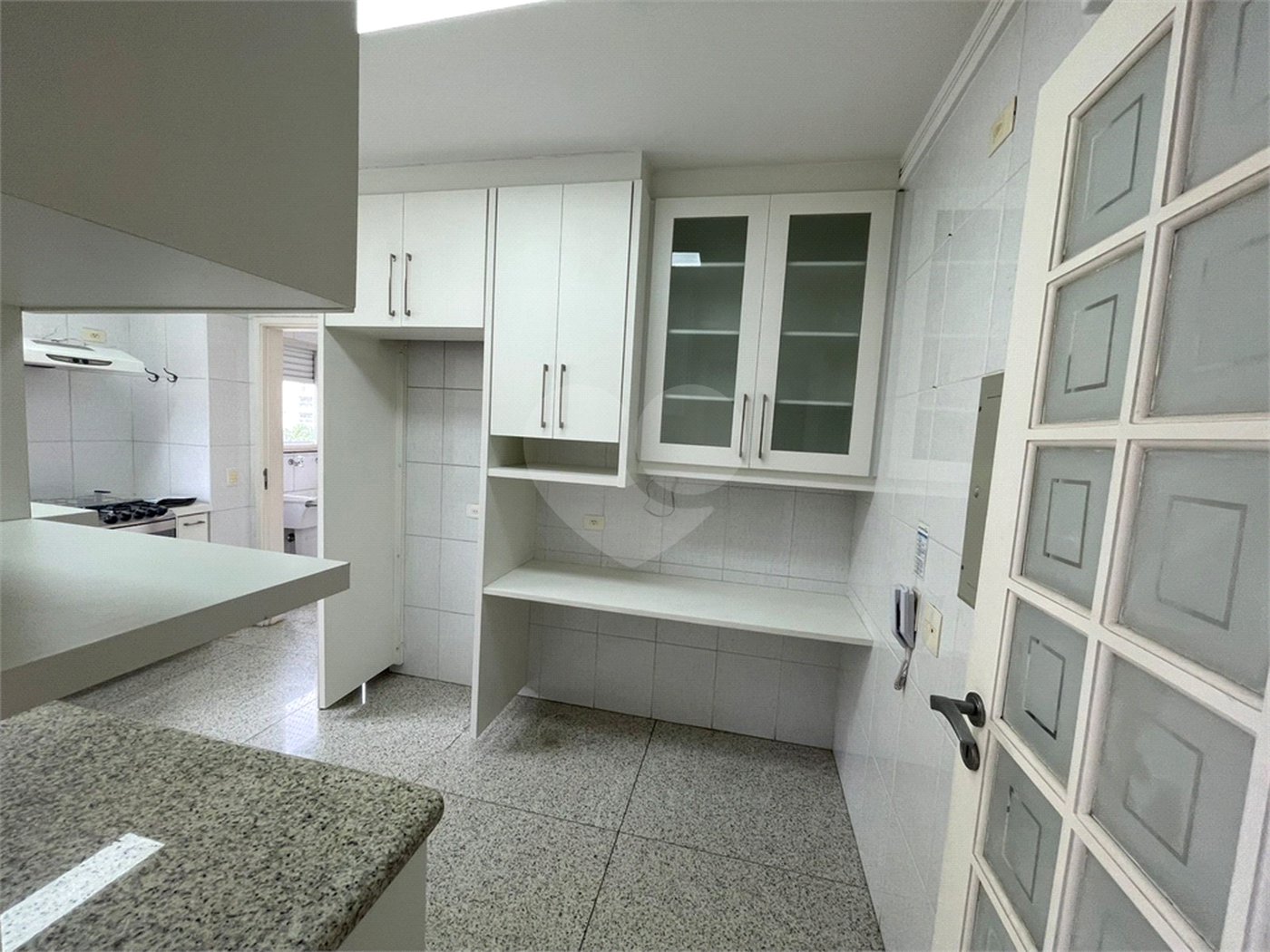 Apartamento à venda ou para alugar com 3 suítes em Vila Suzana, São Paulo, SP