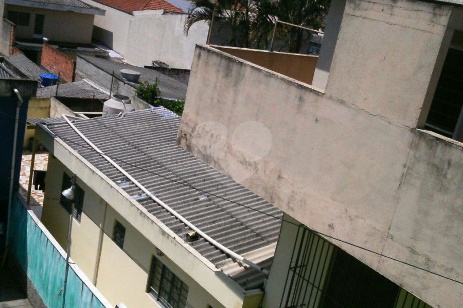 Casa à venda com 4 quartos em Parque Peruche, São Paulo, SP