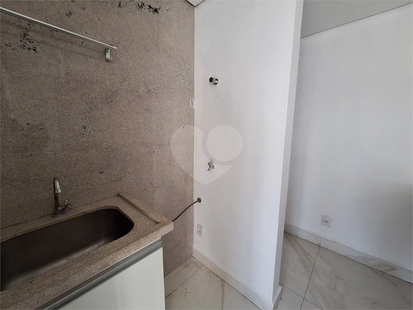 Apartamento à venda com 1 quarto em Jardim das Acácias, São Paulo, SP