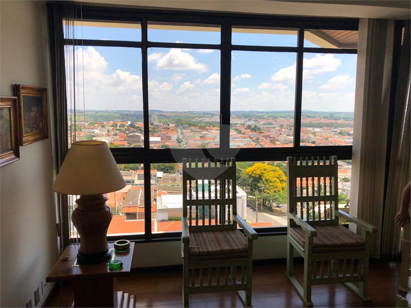 Apartamento à venda com 4 suítes em Vila Henrique, Salto, SP