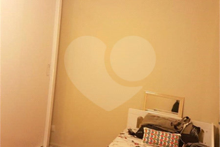 Apartamento à venda com 3 quartos, sendo 1 suíte, em Aclimação, São Paulo, SP
