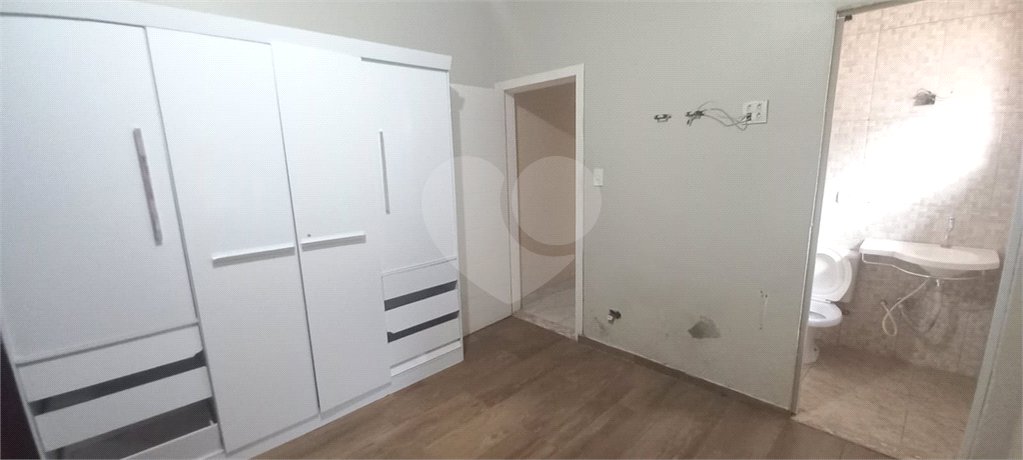 Casa Térrea à venda com 4 quartos, sendo 3 suítes, em Vila Galvão, Guarulhos, SP