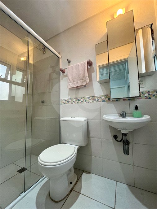 Sobrado à venda com 5 quartos, sendo 2 suítes, em Alto da Boa Vista, São Paulo, SP