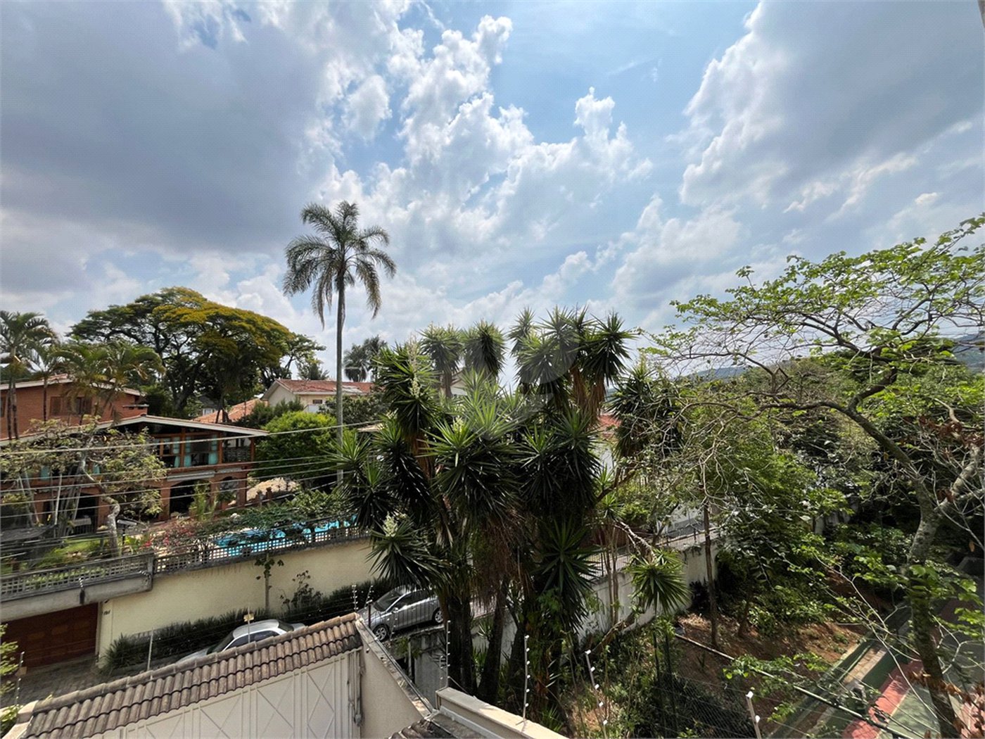 Sobrado à venda com 4 suítes em Jardim Floresta, São Paulo, SP