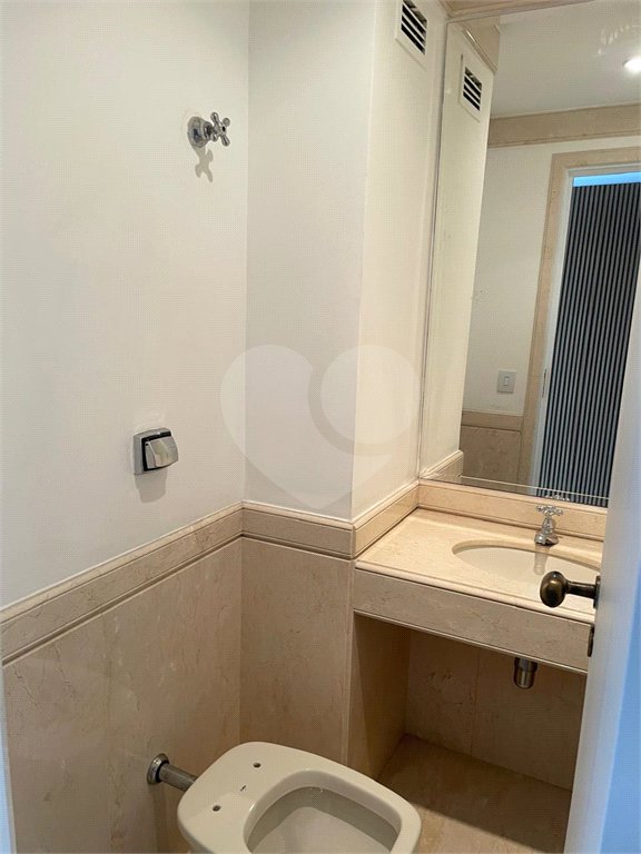 Apartamento à venda ou para alugar com 4 suítes em Vila Andrade, São Paulo, SP
