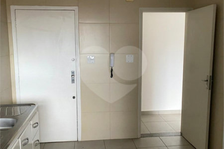 Apartamento à venda com 3 quartos, sendo 1 suíte, em Santa Teresinha, São Paulo, SP