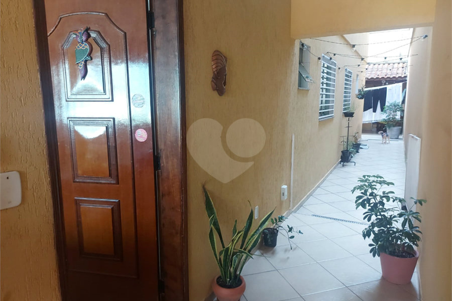 Sobrado à venda com 3 quartos, sendo 1 suíte, em Tremembé, São Paulo, SP