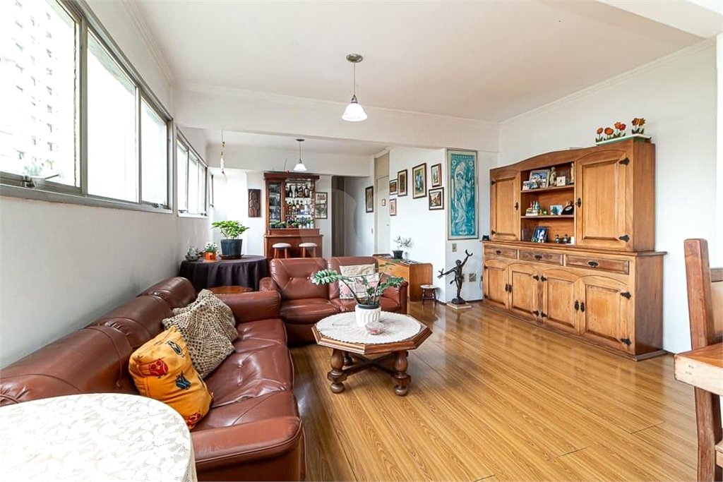 Apartamento à venda com 3 quartos, sendo 1 suíte, em Perdizes, São Paulo, SP