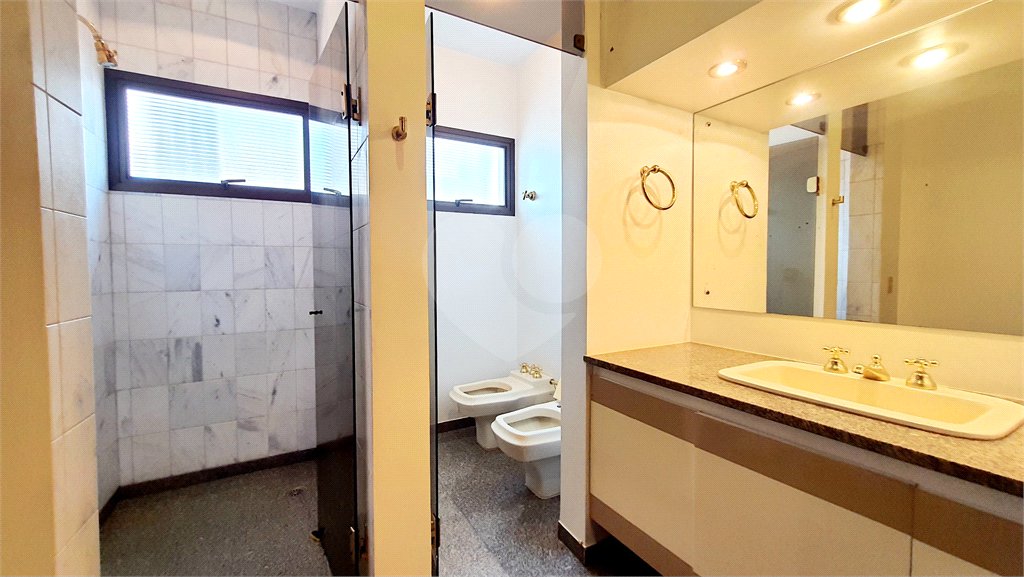 Apartamento à venda com 4 quartos, sendo 2 suítes,  em Vila Seixas, Ribeirão Preto, SP