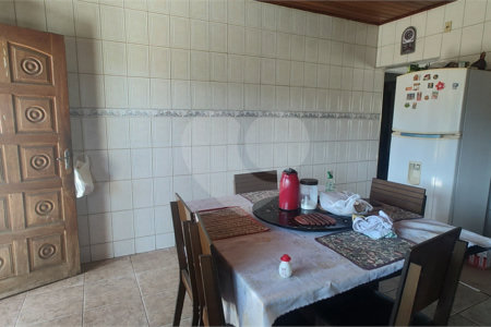 Chácara à venda com 3 quartos, sendo 1 suíte, no Centro, Nazaré Paulista, SP