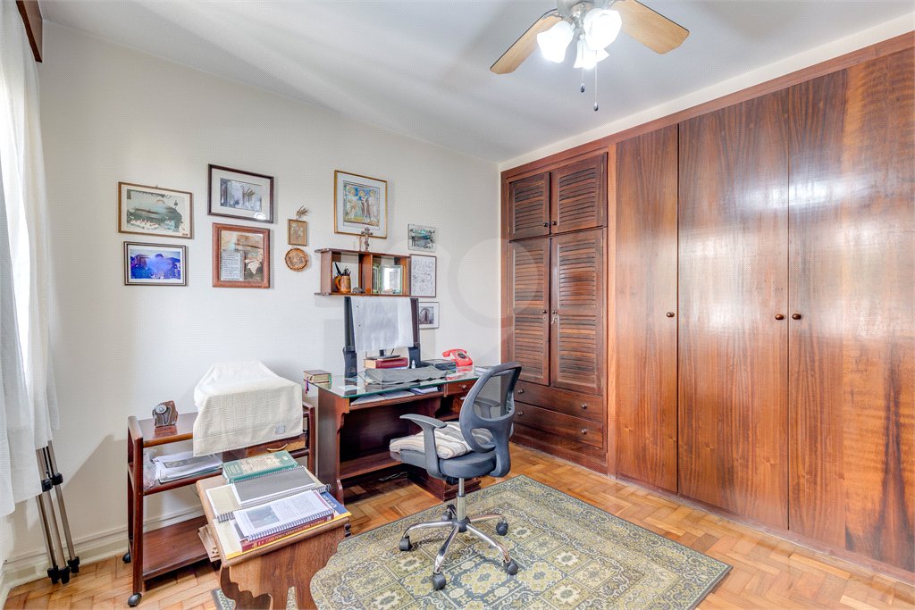 Apartamento à venda com 4 quartos, sendo 1 suíte,  em Chácara Santo Antônio, São Paulo, SP