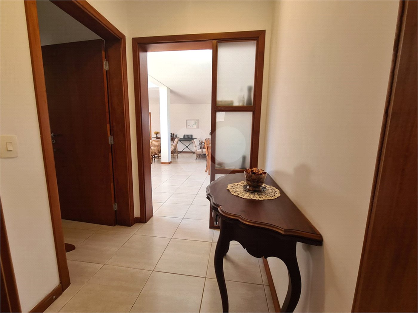 Casa à venda com 4 suítes no condomínio Santa Teresa, Itupeva - SP
