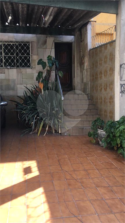 Sobrado à venda com 2 quartos em Santana, São Paulo, SP
