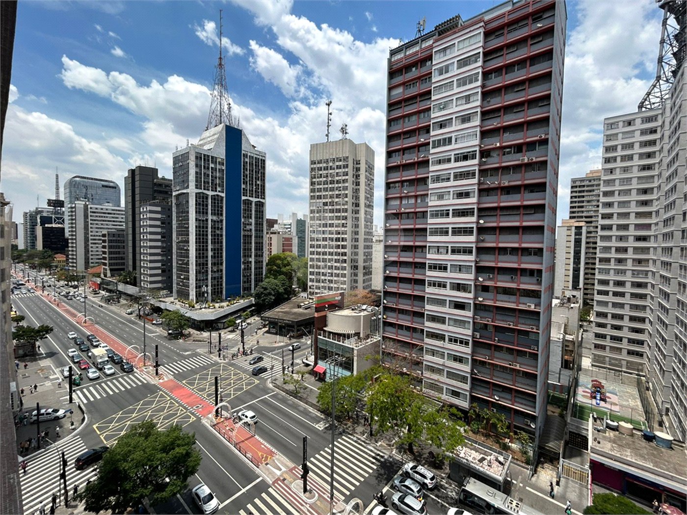 Apartamento à venda com 2 quartos em Bela Vista, São Paulo, SP