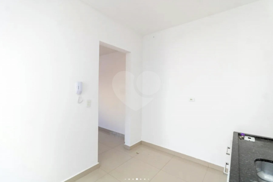 Casa à venda com 2 suítes no condomínio Dos Pássaros, São Paulo - SP