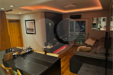 Apartamento à venda com 2 quartos, sendo 1 suíte, em Vila Olímpia, São Paulo, SP