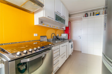 Apartamento à venda com 4 quartos, sendo 1 suíte, em Jardim Marajoara, São Paulo, SP