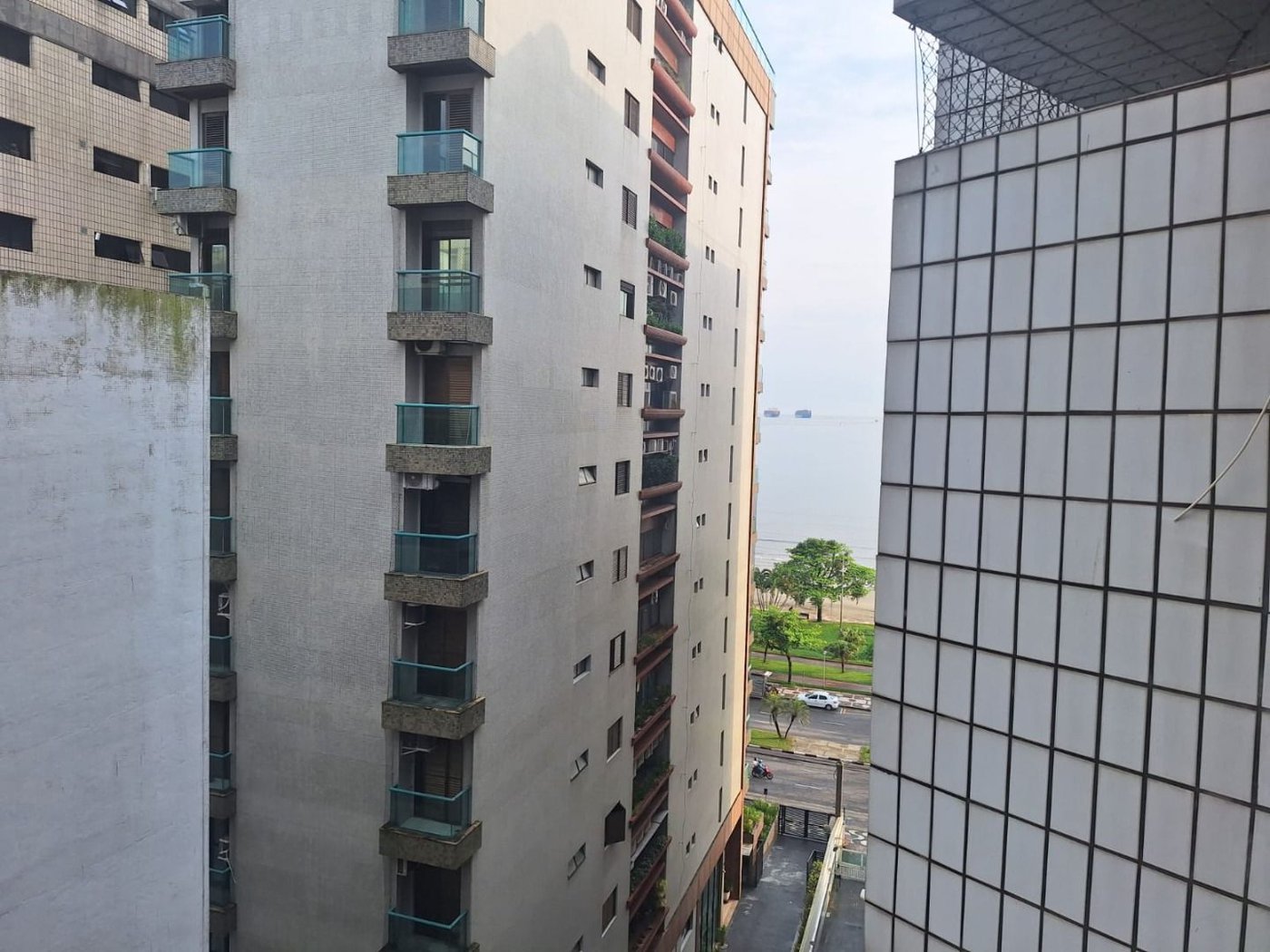 Apartamento Prédio Frente Mar em Santos | 3 Dormitórios à Venda