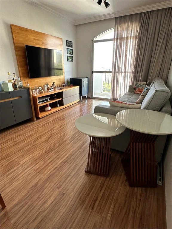 Apartamento à venda com 3 quartos, sendo 1 suíte, em Vila Suzana, São Paulo, SP
