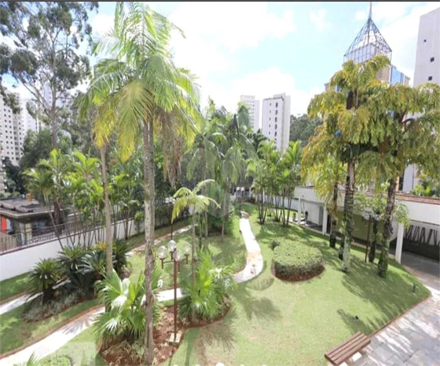 Apartamento à venda com 4 quartos, sendo 3 suítes,  em Vila Andrade, São Paulo, SP
