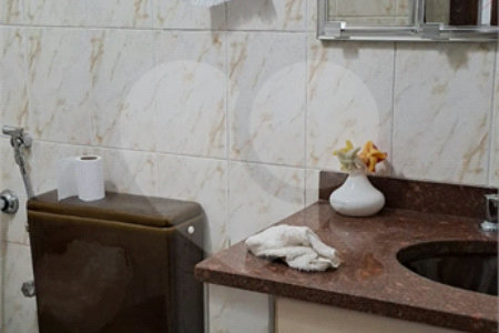 Casa à venda com 5 quartos, sendo 4 suítes,  em Jardim Armênia, Mogi das Cruzes, SP