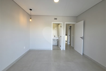 Casa à venda com 3 suítes no condomínio Helena Maria, Sorocaba - SP