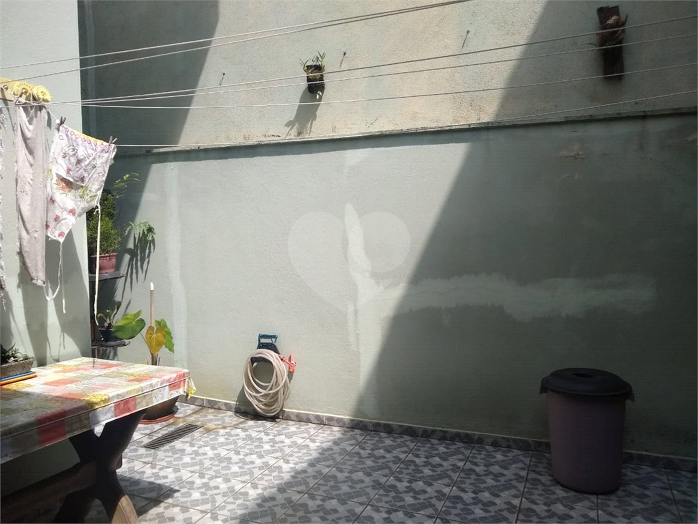 Sobrado à venda com 3 suítes em Vila Nivi, São Paulo, SP