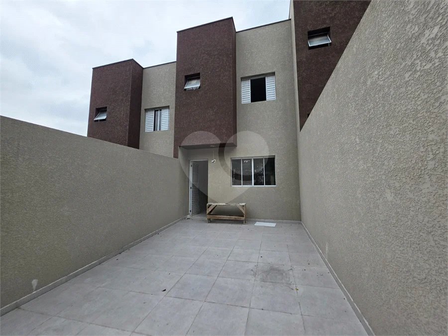 Sobrado à venda com 2 quartos, sendo 1 suíte, em Vila Clarice, São Paulo, SP