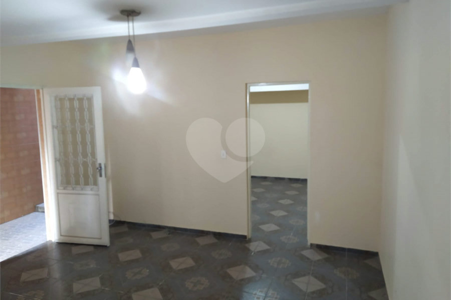 Sobrado à venda com 3 quartos, sendo 1 suíte, em Jaraguá, São Paulo, SP