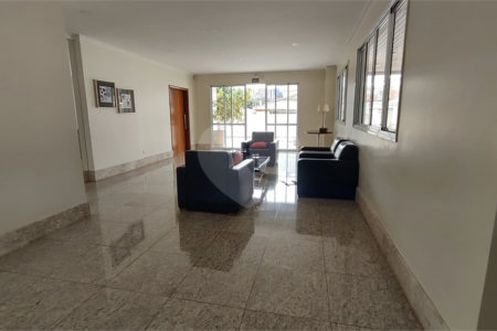 Apartamento à venda com 3 quartos, sendo 1 suíte, no Centro, Araraquara, SP