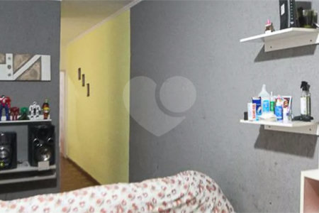 Sobrado à venda com 6 quartos, sendo 1 suíte, em Vila Olinda, São Paulo, SP