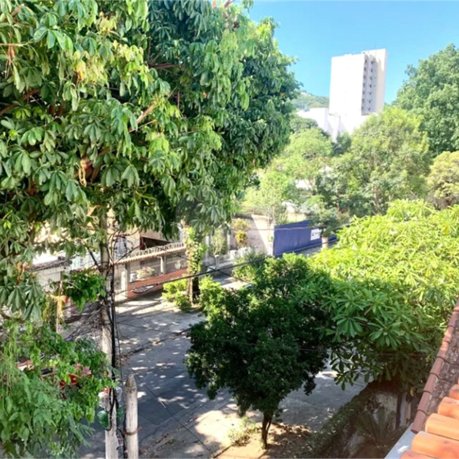 Casa à venda com 4 quartos, sendo 1 suíte, em Grajaú, Rio de Janeiro, RJ