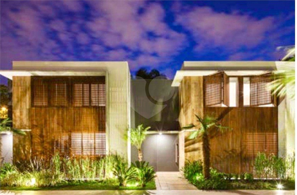 Casa à venda com 3 suítes no condomínio Casas Oás, São Paulo - SP