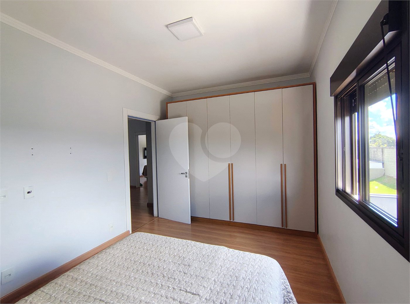 Casa à venda com 5 quartos, sendo 2 suítes, no condomínio Terras de Jundiaí, Jundiaí - SP