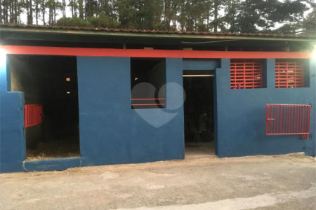Sítio à venda com 3 suítes em Jardim Guaçu, São Roque, SP