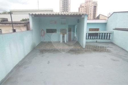 Casa à venda com 6 quartos, sendo 4 suítes, em Chora Menino, São Paulo, SP