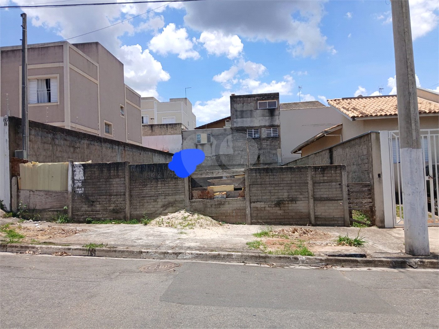 Casa à venda com 2 quartos, sendo 1 suíte, em Jardim das Palmeiras, Atibaia, SP