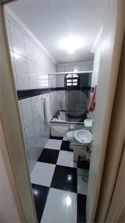 Sobrado à venda com 4 quartos, sendo 1 suíte, em Vila Prel, São Paulo, SP