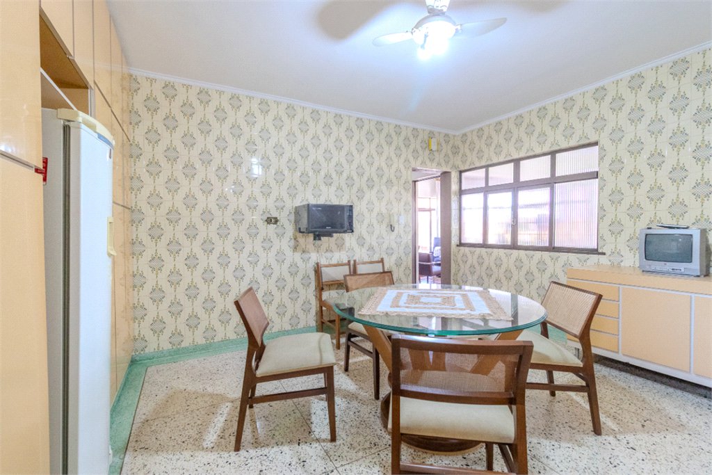 Casa à venda com 3 quartos, sendo 2 suítes, em Vila Matilde, São Paulo, SP