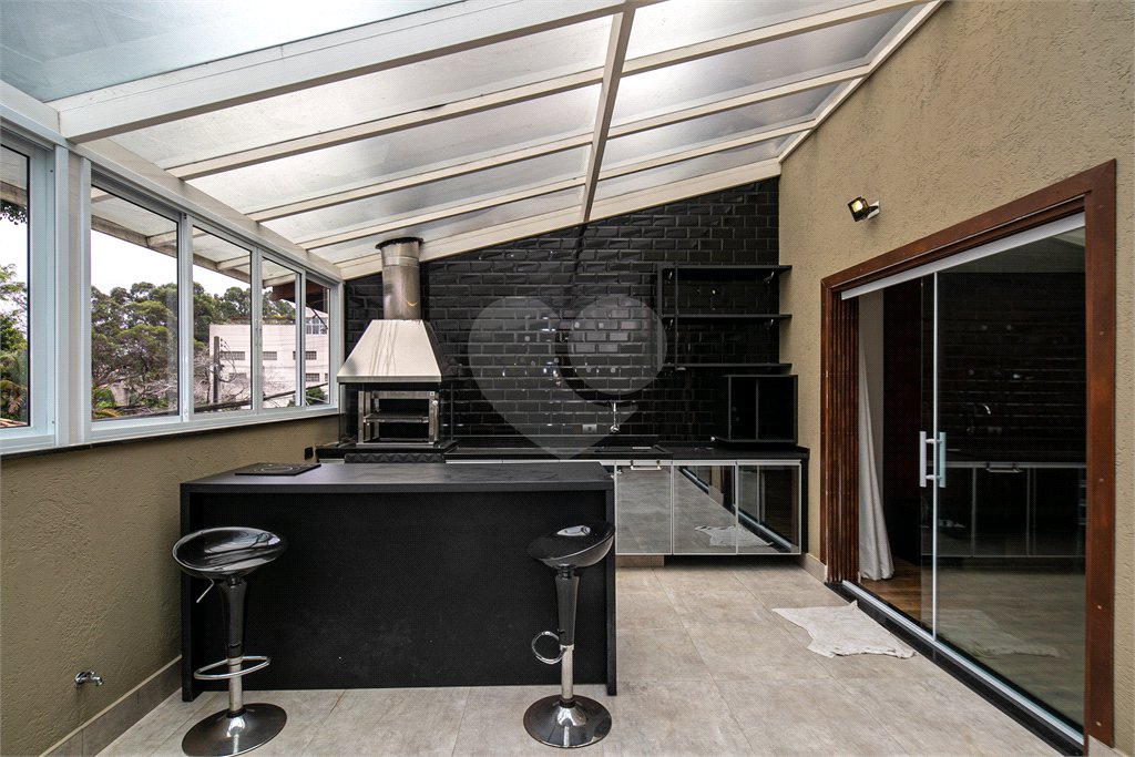 Casa à venda com 3 quartos, sendo 1 suíte, em Campo Belo, São Paulo, SP