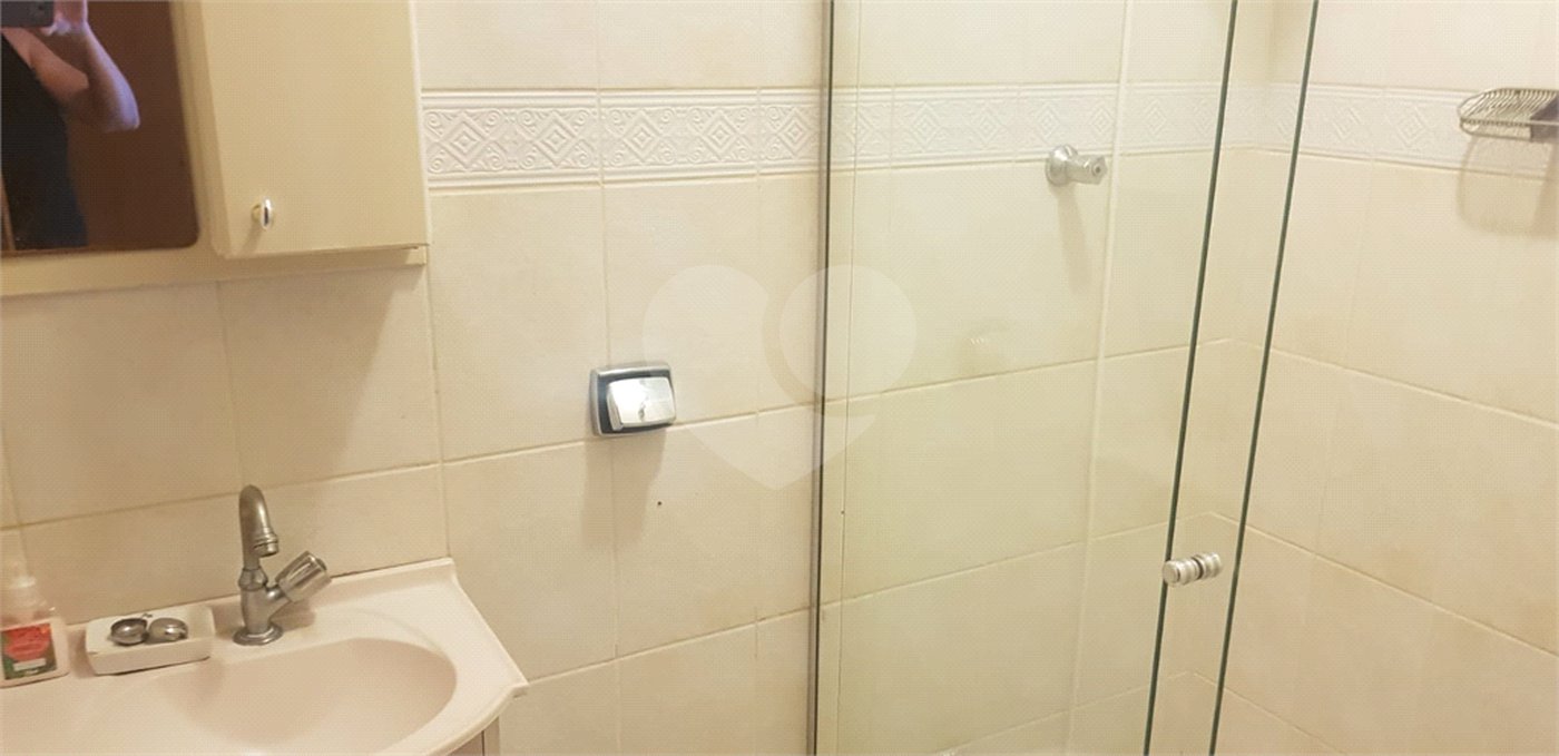 Sobrado à venda com 4 quartos, sendo 2 suítes, em Vila Hamburguesa, São Paulo, SP