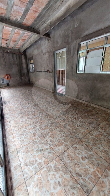 Casa à venda com 2 quartos em Tucuruvi, São Paulo, SP